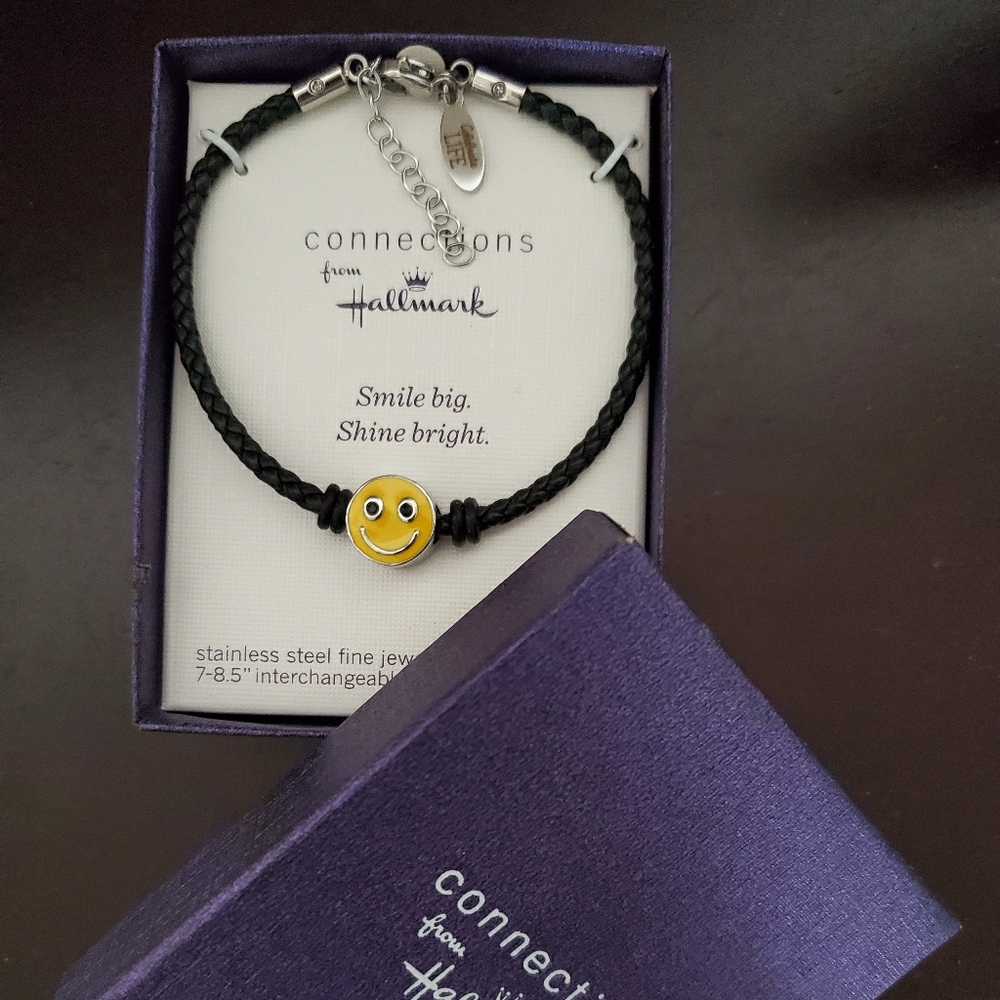 Bracelet hallmark brand